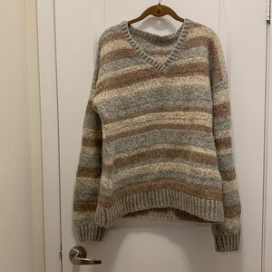 Vintage knitted wool sweater L